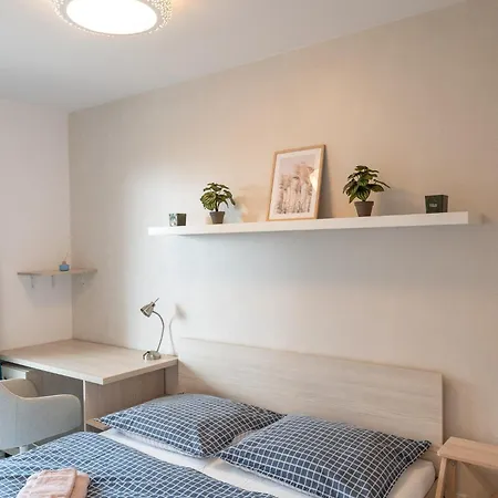 Apartmán Designer Near Old Town With Ac, Private Parking, Loggia *