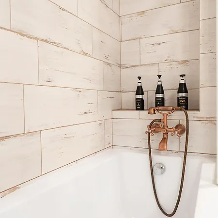 Designer Near Old Town With Ac, Private Parking, Loggia * Kosice