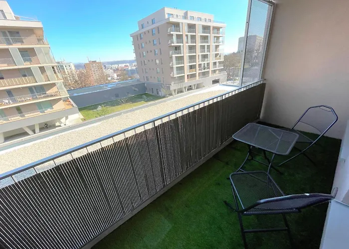 Designer Near Old Town With Ac, Private Parking, Loggia *